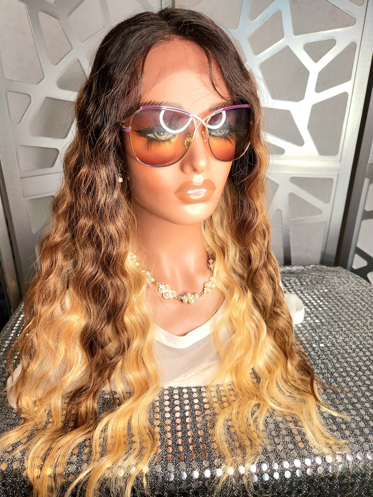 Wavy Blonde Wig Lace Front Wig Curly Blonde Wig Ombre Highlights Human Hair Blend Glueless Daily Wear Hair Loss Heat Safe