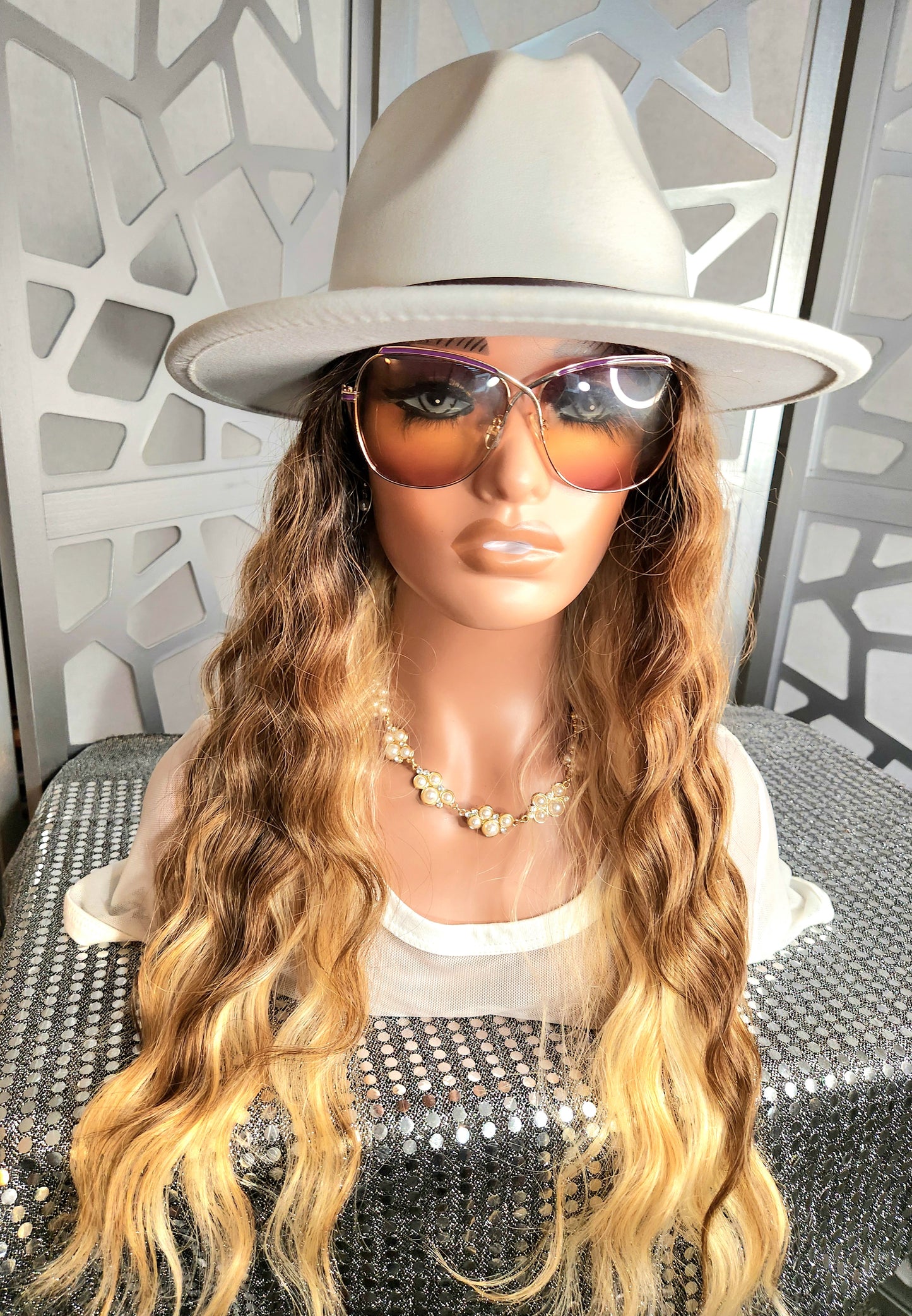 Wavy Blonde Wig Lace Front Wig Curly Blonde Wig Ombre Highlights Human Hair Blend Glueless Daily Wear Hair Loss Heat Safe