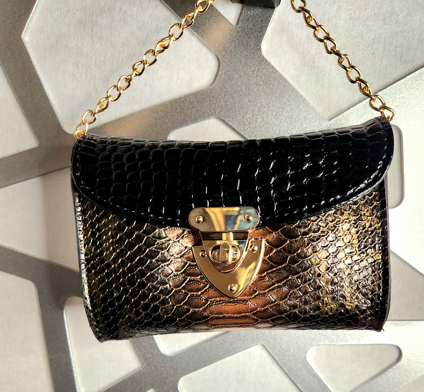 Black Gold Handbag Handbag 2pc (Alligator?)  Purse Black & Bronze Evening Bag Coin Purse Gold Trim Bling